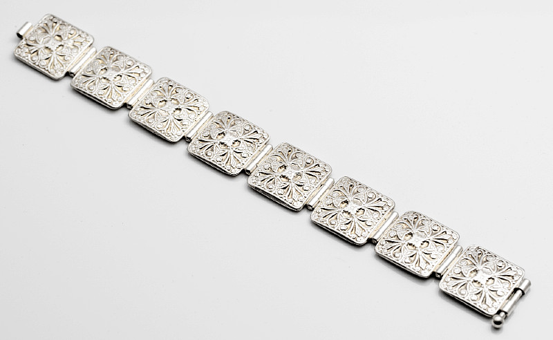 Shelley McAneely - Silver Square Link Bracelet