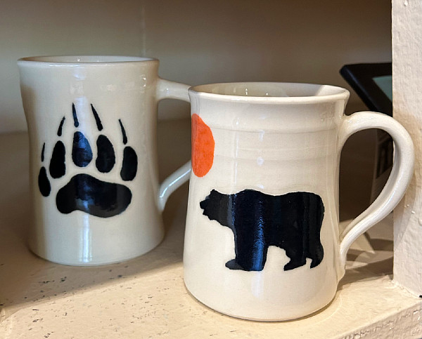 Monique Arsenalt - bear mugs